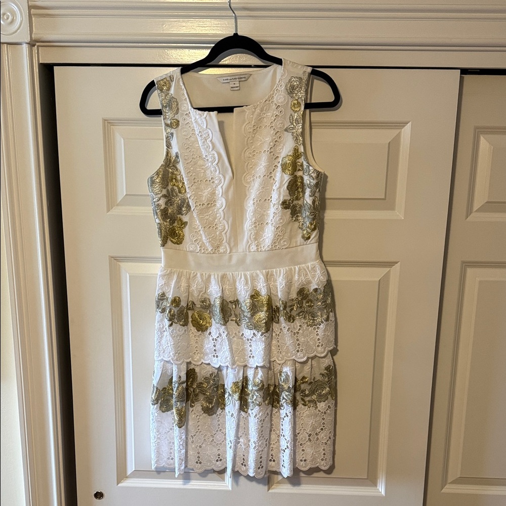 Diane von Furstenberg White and Gold Floral Lace Dress
